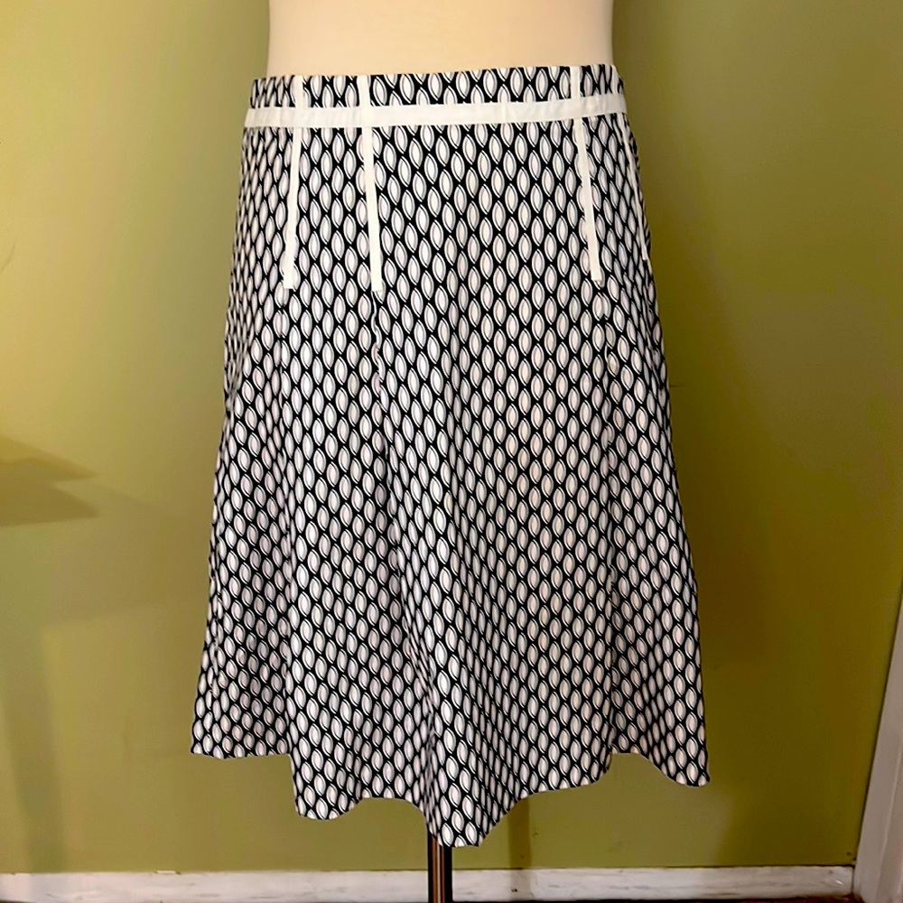 NWT GAP Skirt, Black/White Print, Box Pleats, Size 14